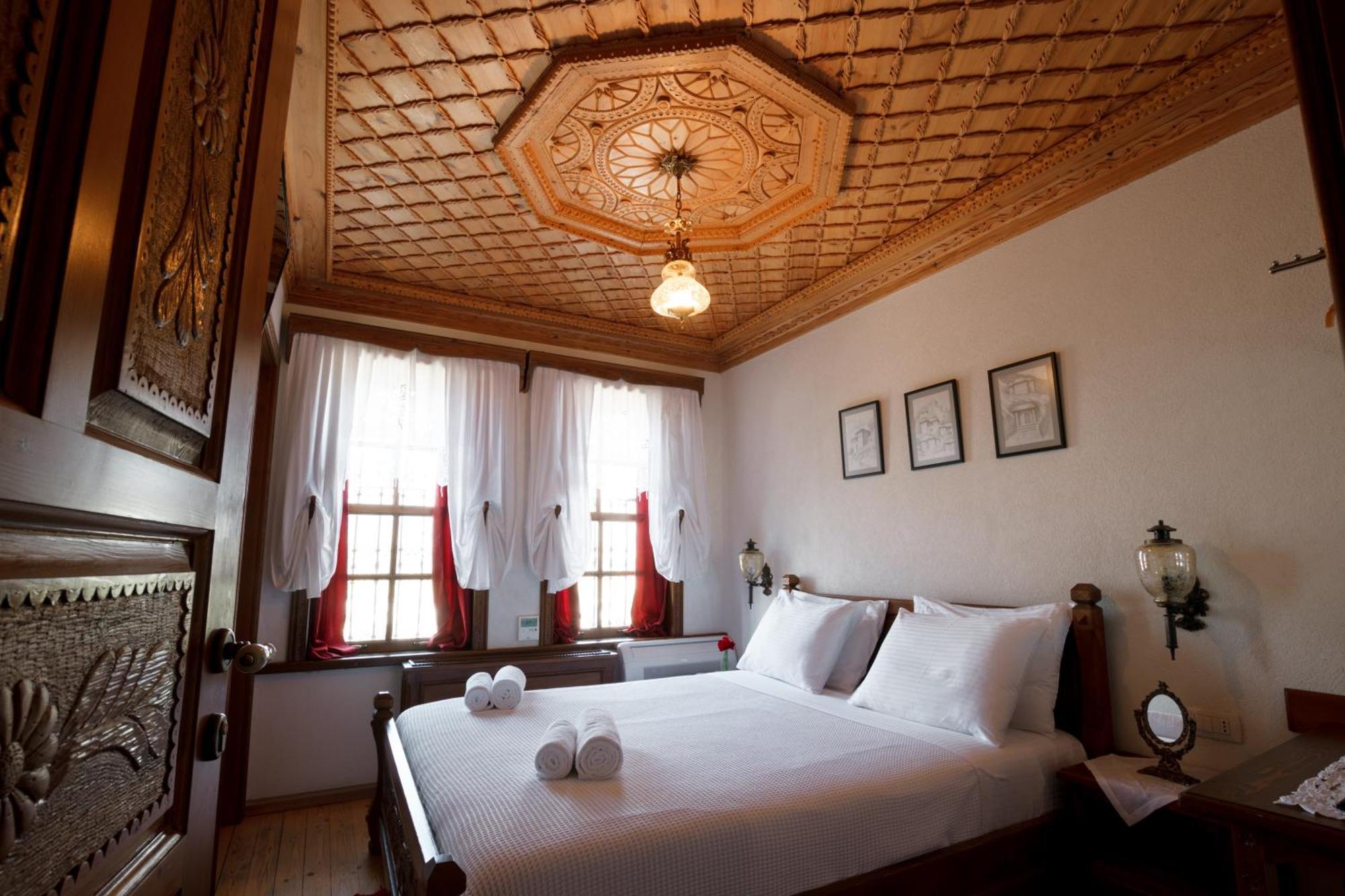 Boutique Hotel Musee Gjirokaster Luaran gambar