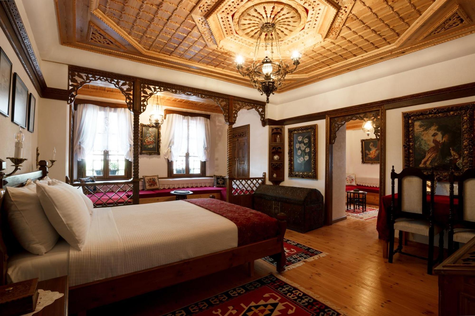 Boutique Hotel Musee Gjirokaster Luaran gambar
