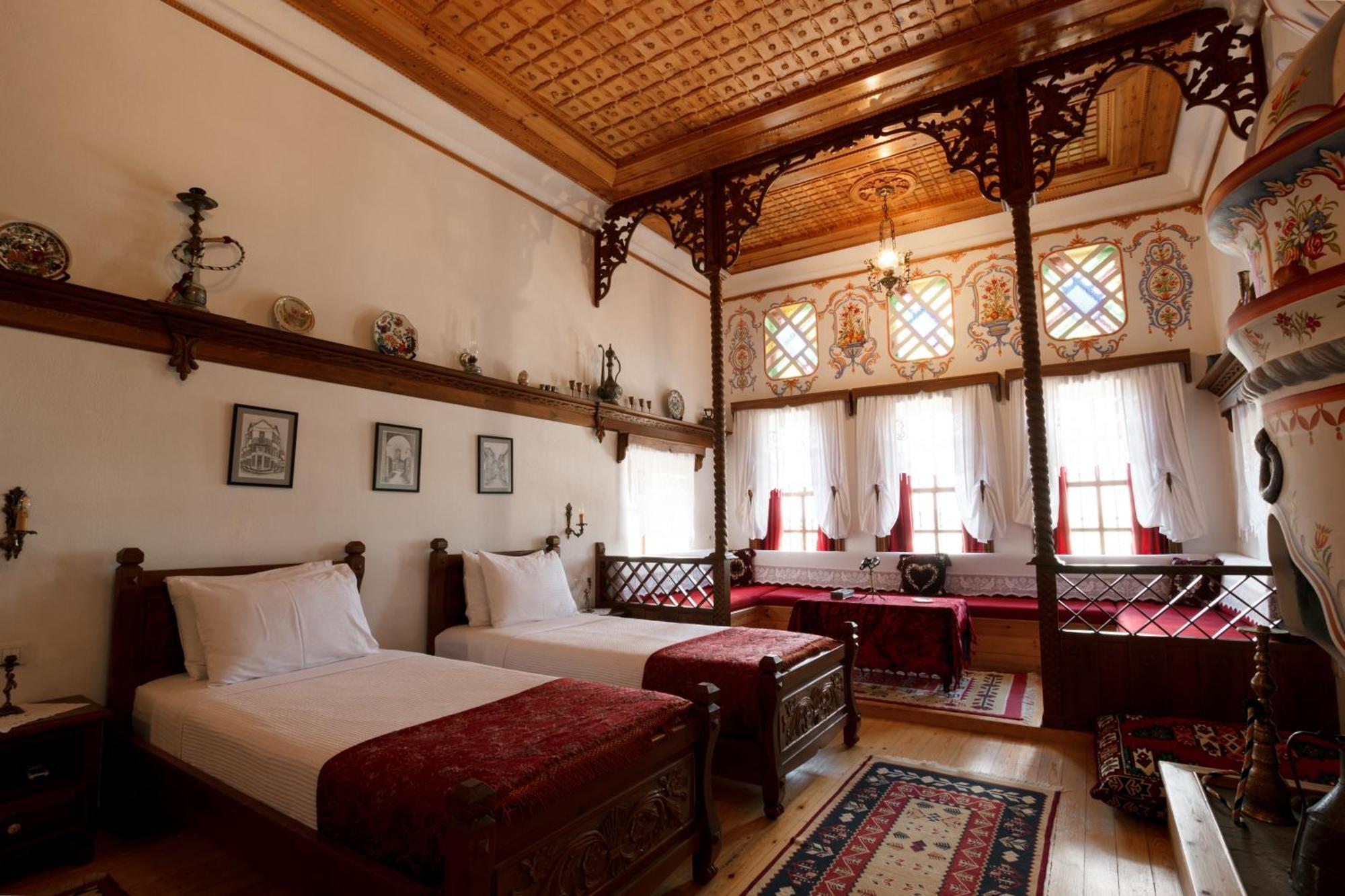 Boutique Hotel Musee Gjirokaster Luaran gambar