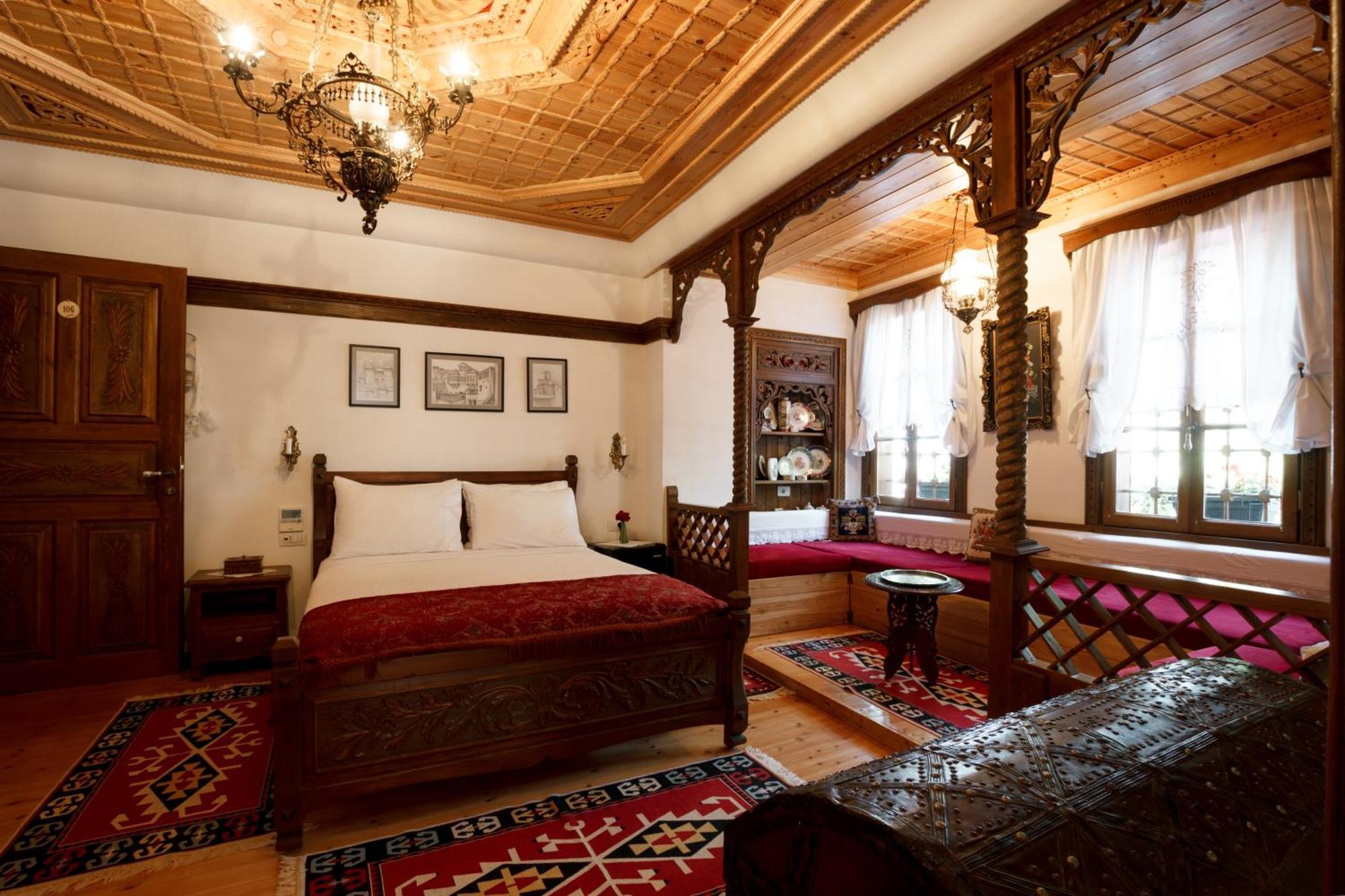 Boutique Hotel Musee Gjirokaster Luaran gambar