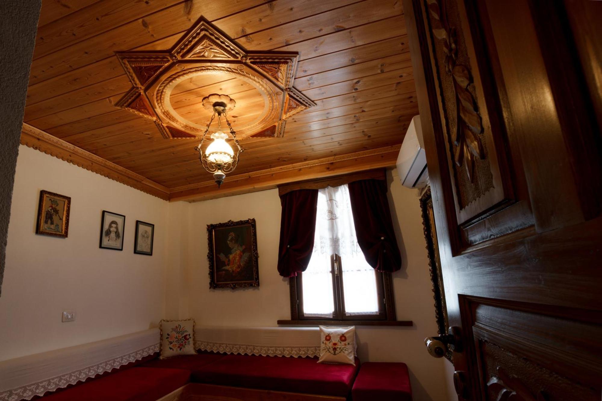 Boutique Hotel Musee Gjirokaster Luaran gambar