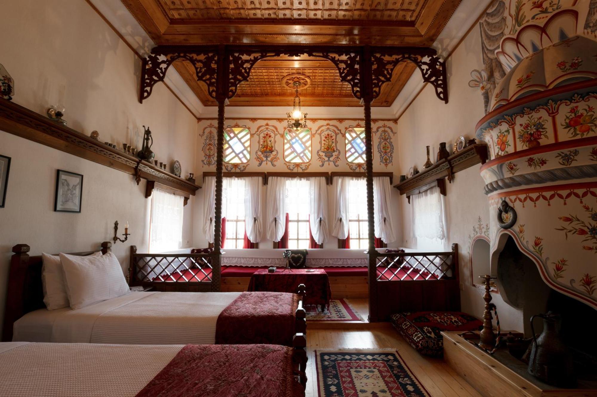 Boutique Hotel Musee Gjirokaster Luaran gambar