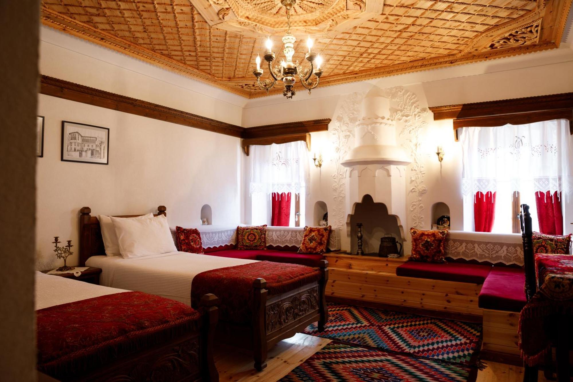 Boutique Hotel Musee Gjirokaster Luaran gambar