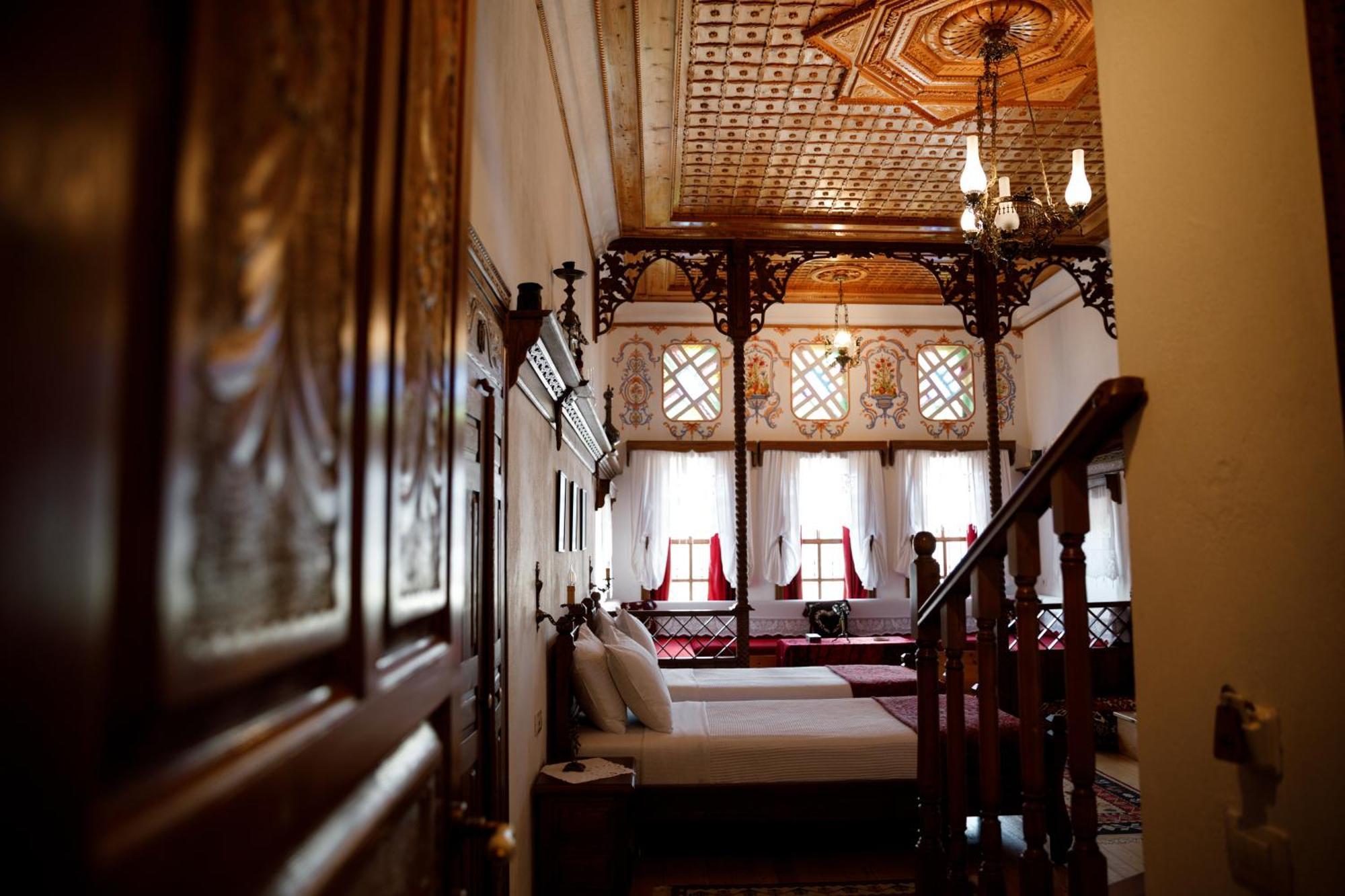 Boutique Hotel Musee Gjirokaster Luaran gambar