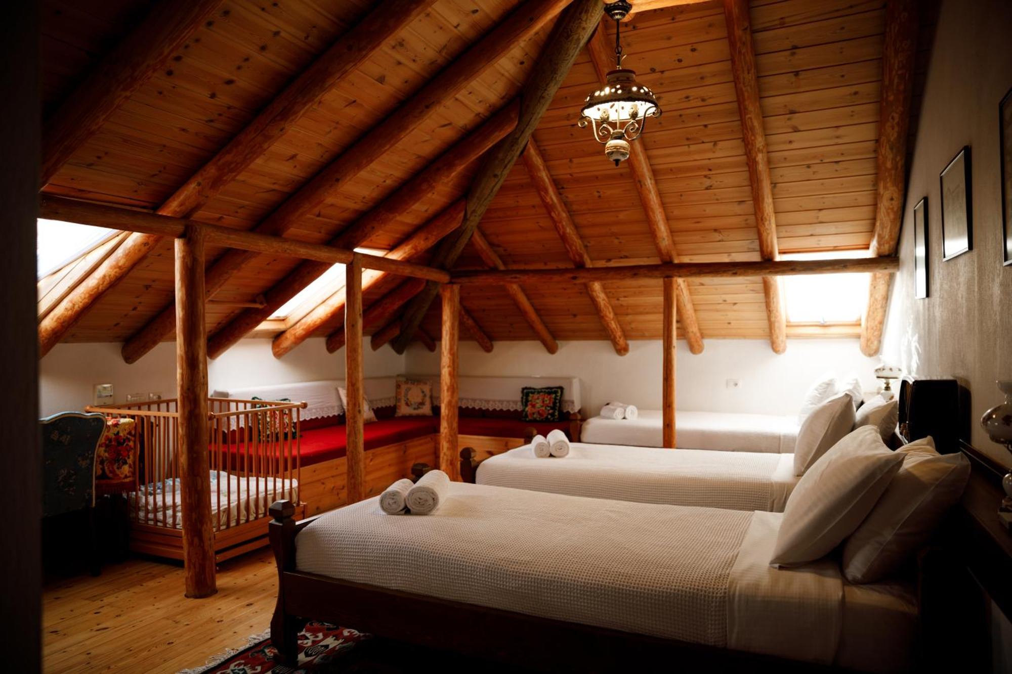 Boutique Hotel Musee Gjirokaster Luaran gambar